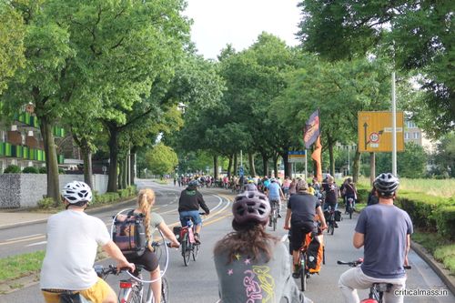 Critical Mass in Bonn