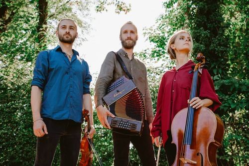 Balfolk mit Hartwin Dhoore Trio