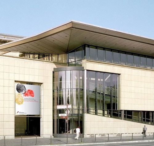 Käpt´n Book Lesefest – Haus der Geschichte 

Gebäude: Haus der Geschichte 